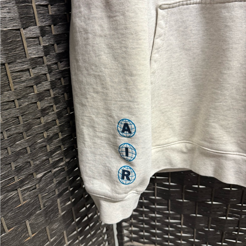 Jordan cream colored  Hoodie with Blue Graphic mens size 3XL excellent worn once - Picture 4 of 5